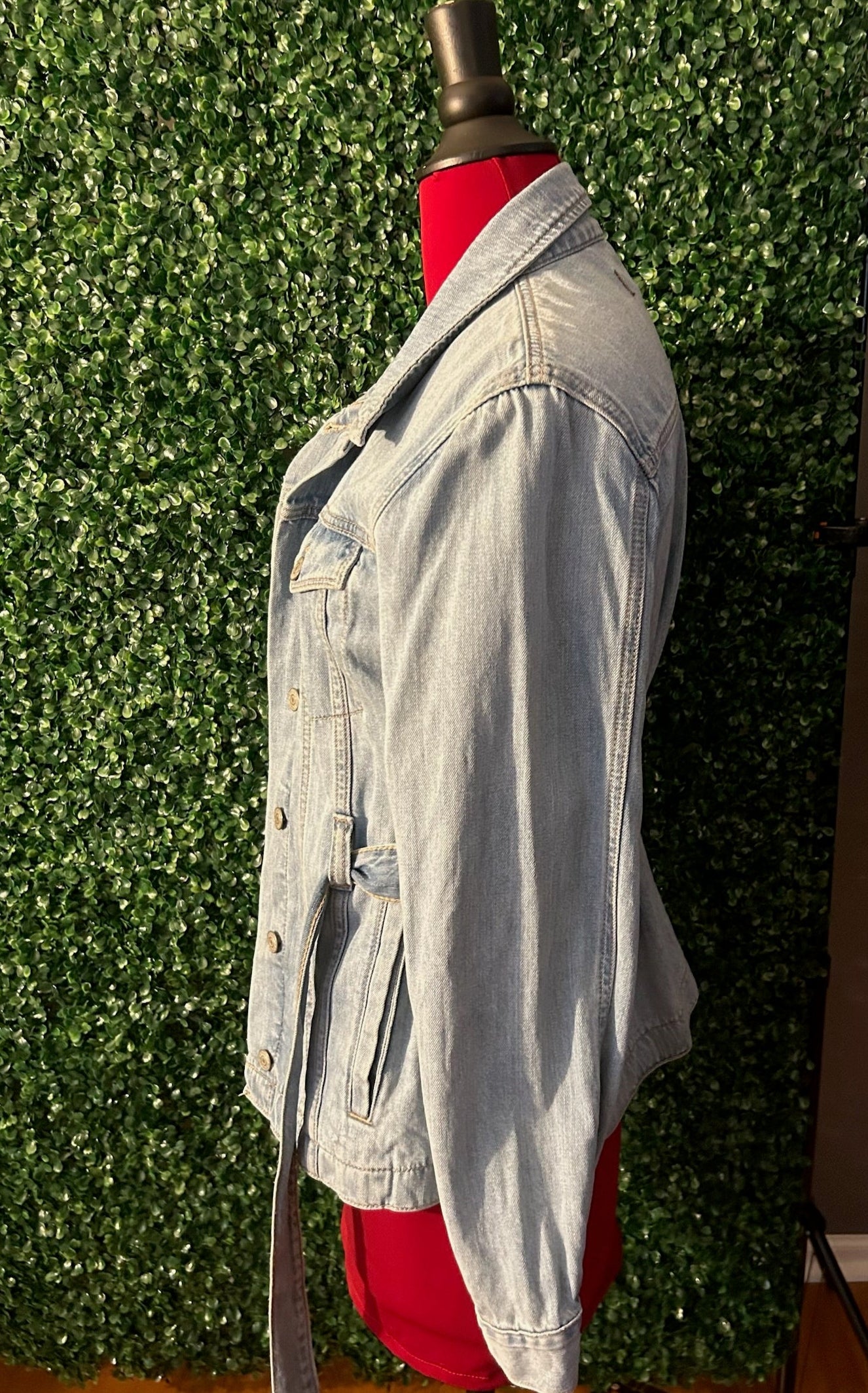 EXPRESS BELTED DENIM JACKET