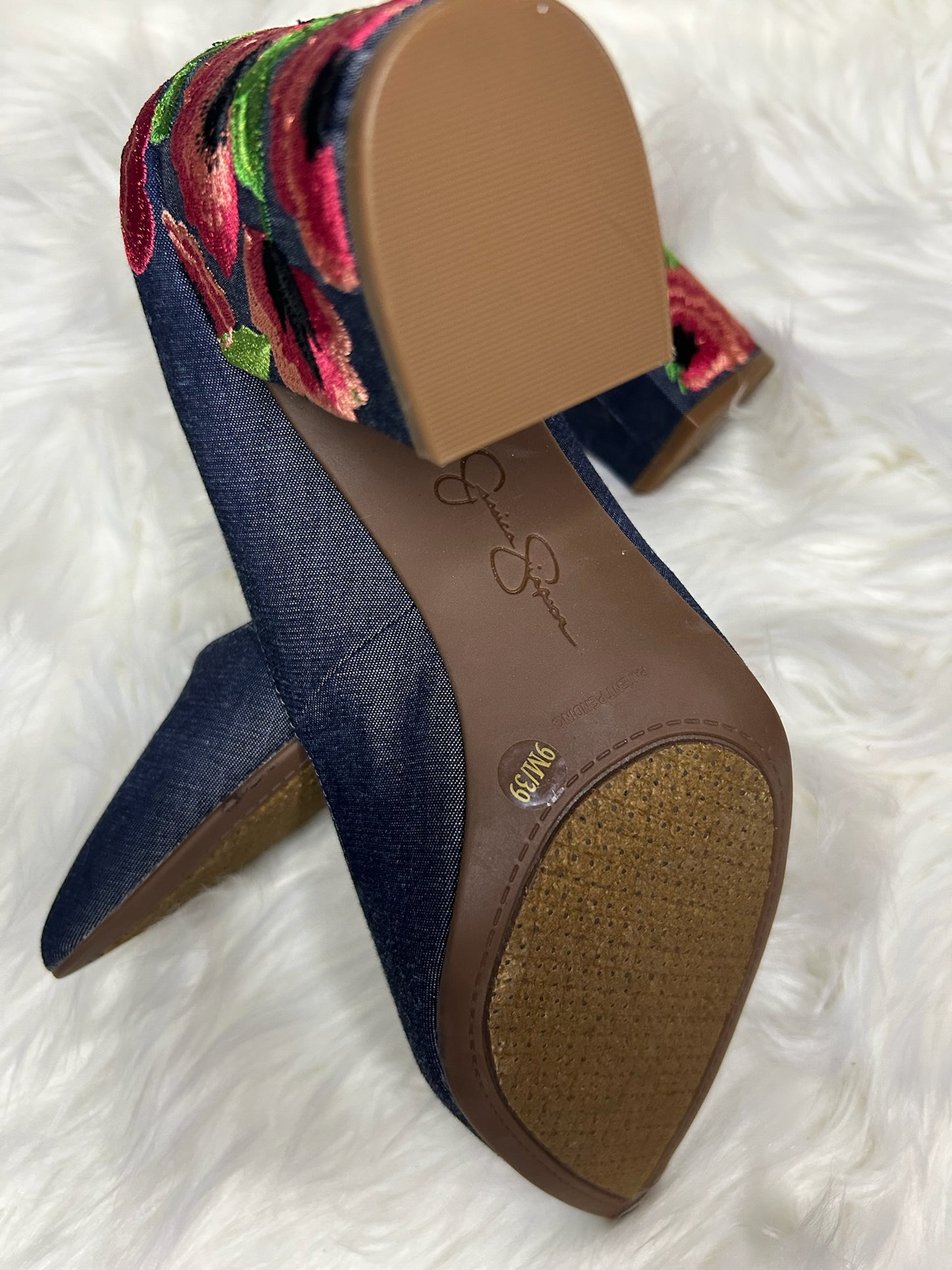 Jessica Simpson Denim pump