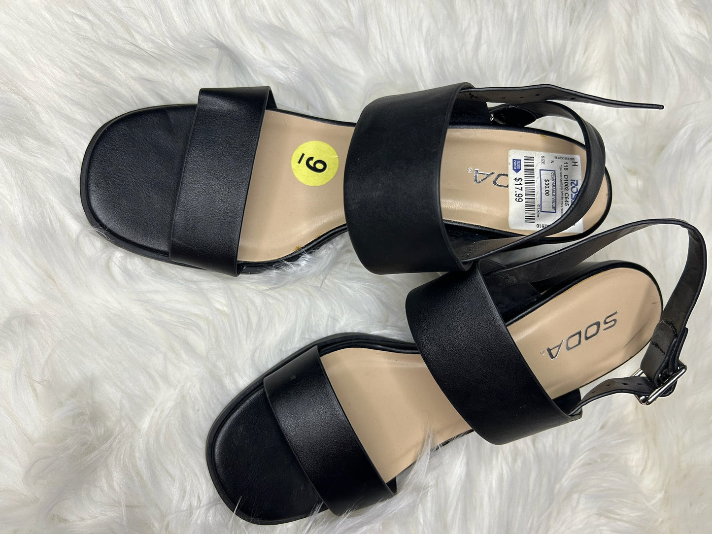 Soda Opentoe block Sandal