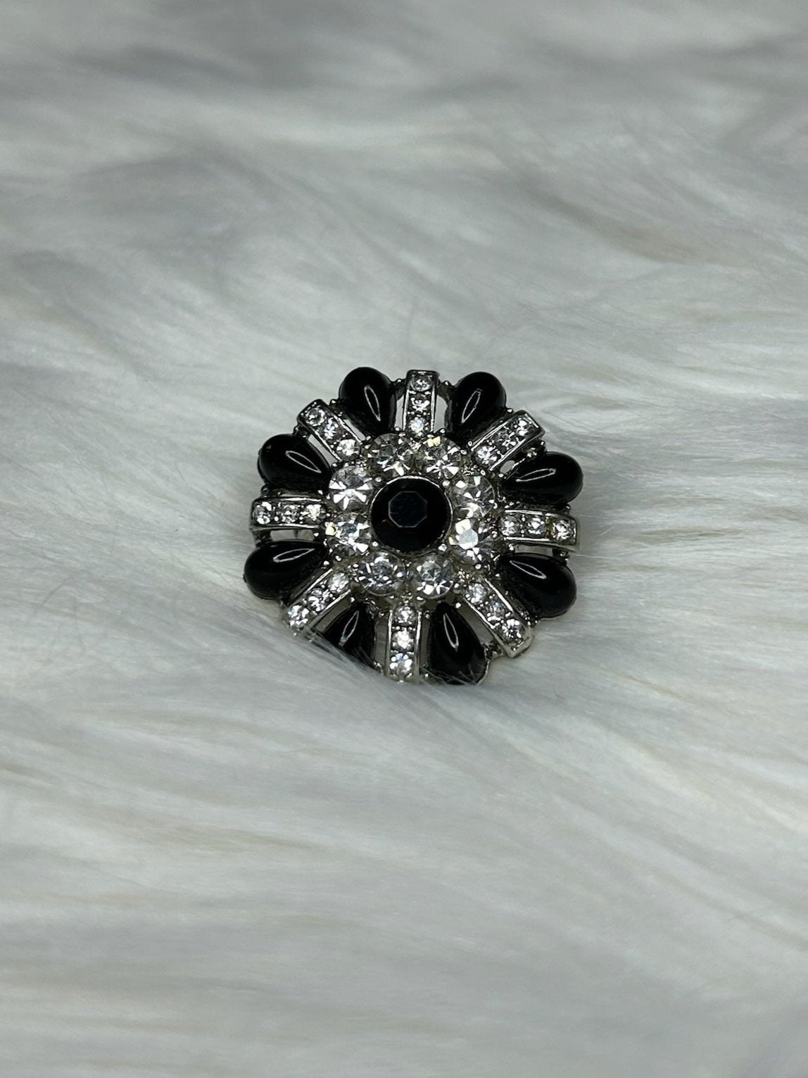 Silver and Black Circular Ring and bracelet