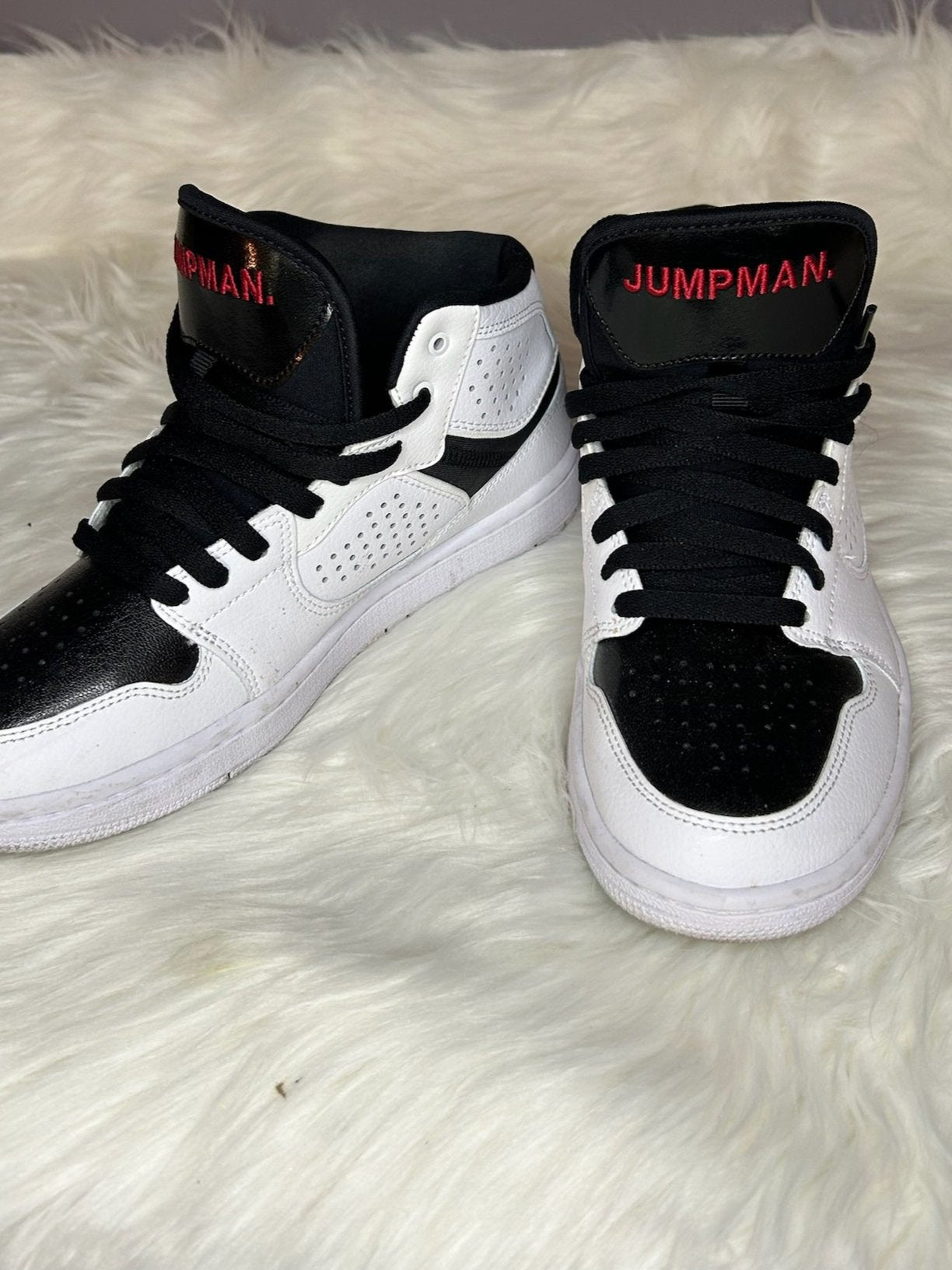 Jordan Mid Sneakers