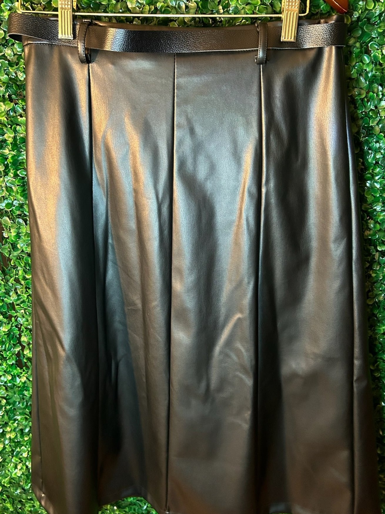 Izadora Faux Leather Skirt