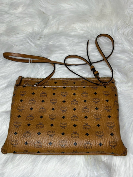 MCM Envelope Cutch with Strap