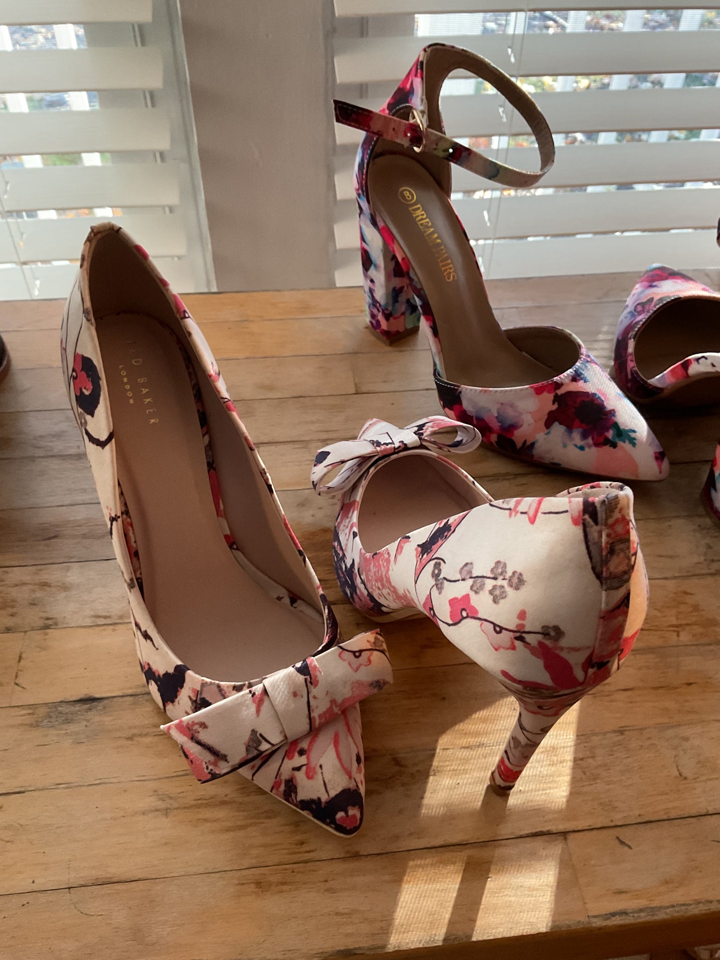 Natural Floral Ted Baker LONDON