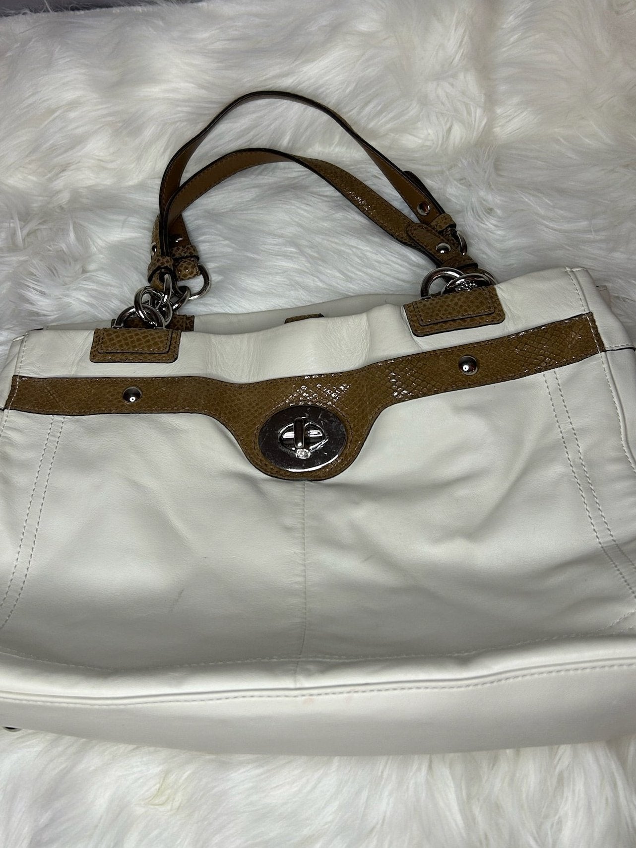 Coach Vintage Leather Shoulder Bag