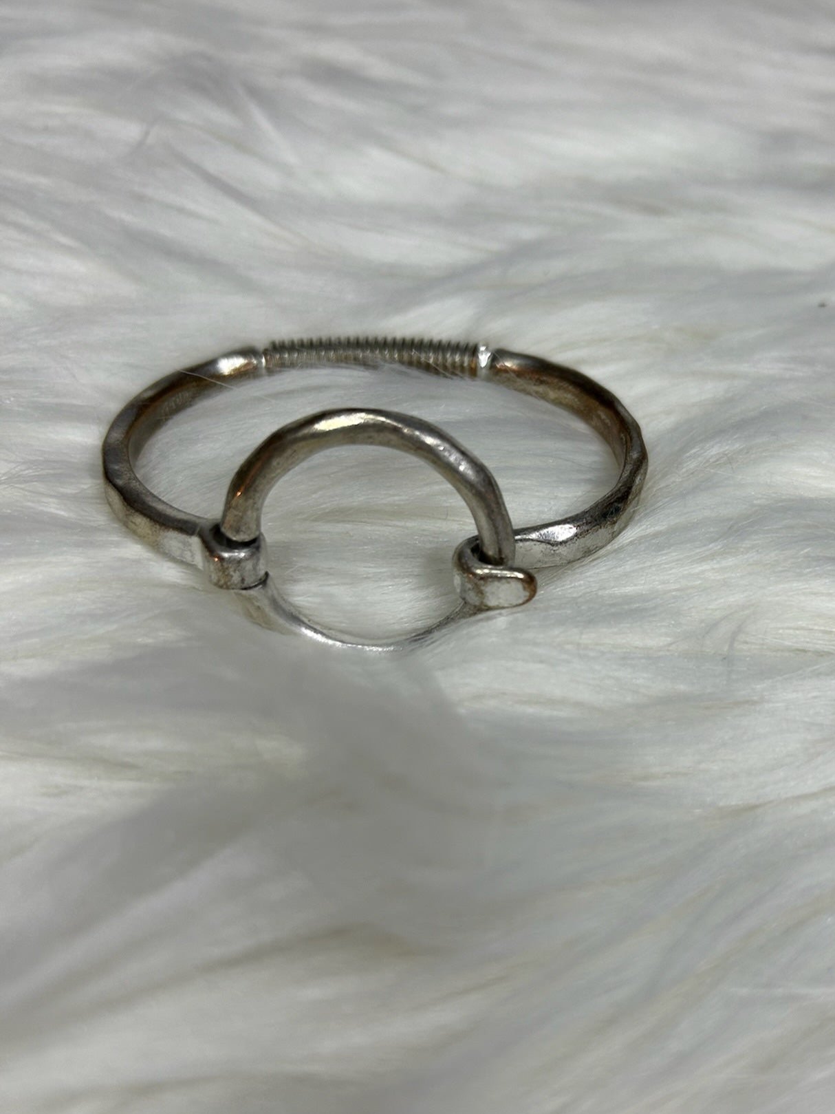 Silver Circle Clasp