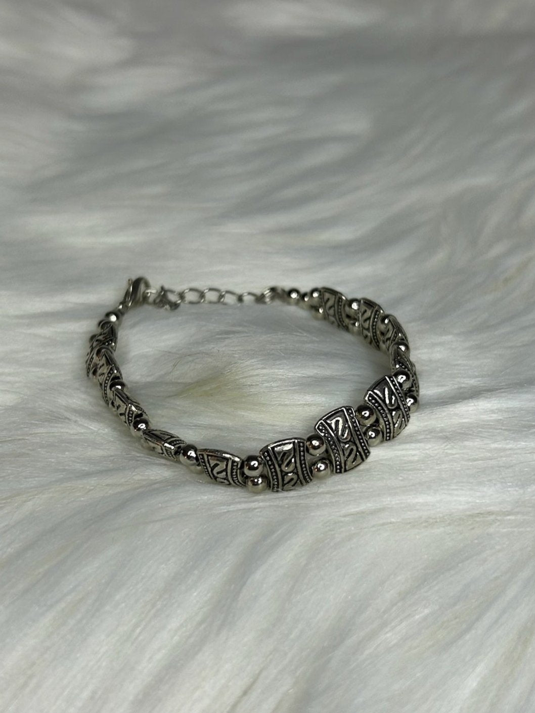 Metal Silver Adjustable Bracelet