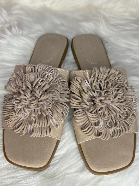 Bandolino Tan Sandals