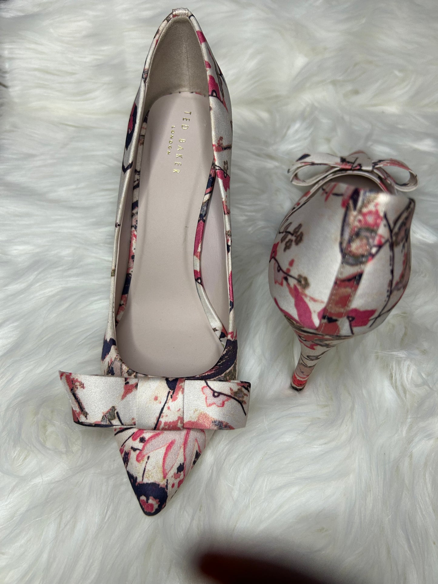 Natural Floral Ted Baker LONDON