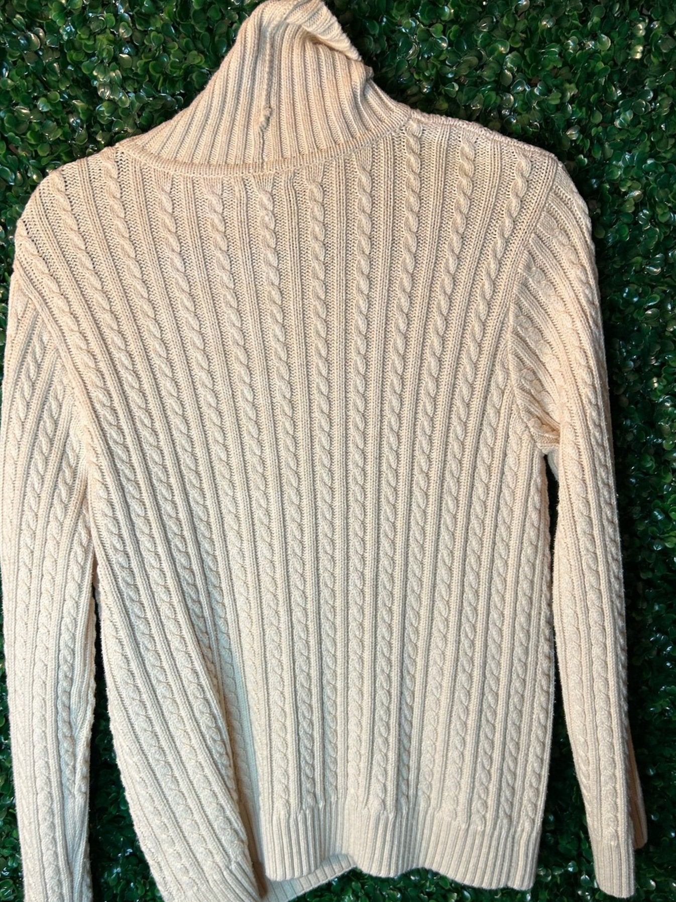 Croft & Barrow Cream Turtleneck