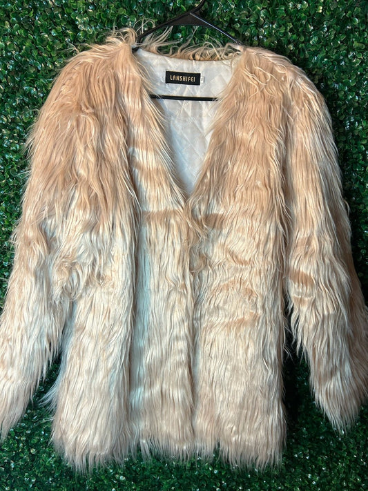 Lanshifei Faux Fur Coat